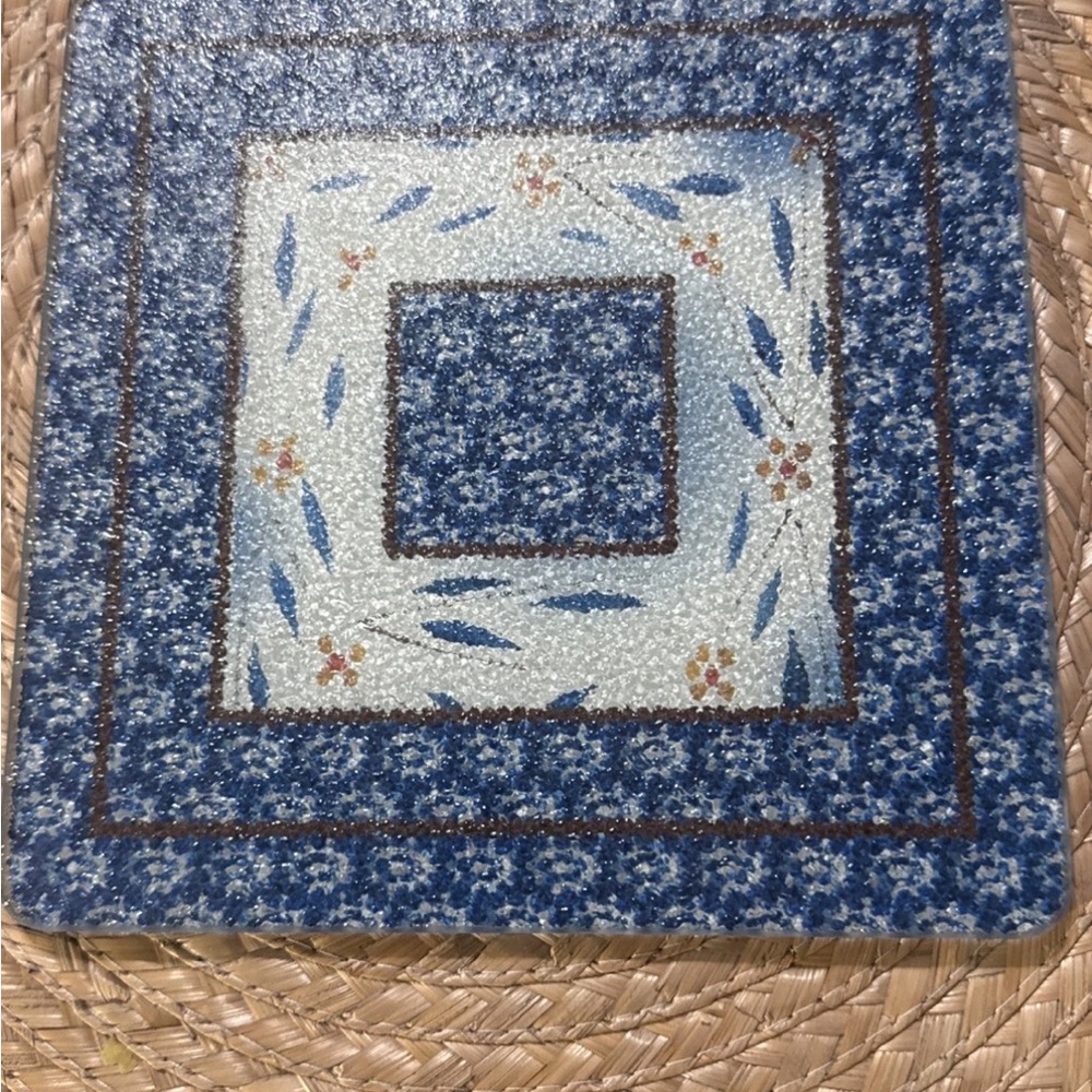 Blue Patterned Glass Trivet - Picture 2 of 3
